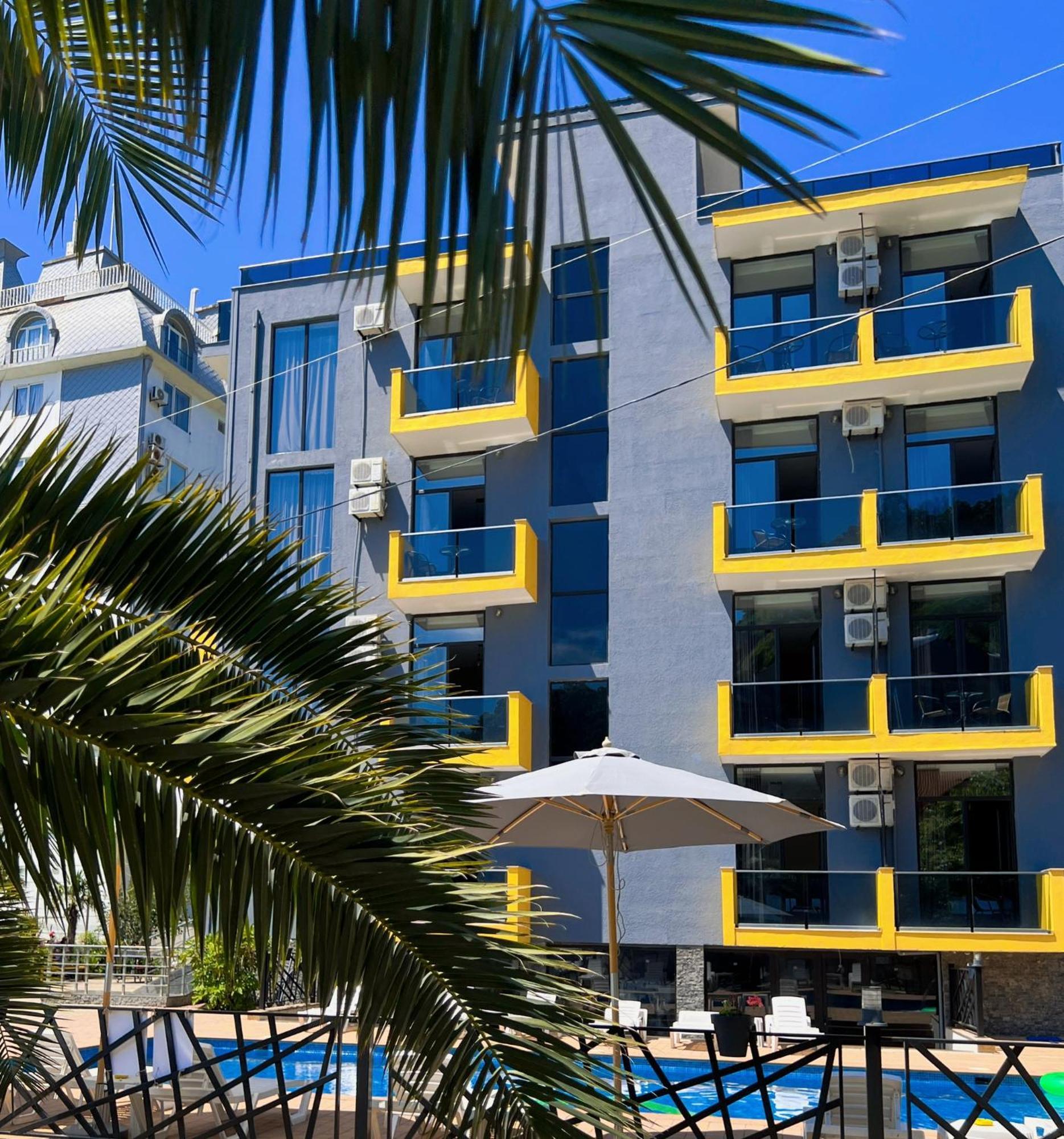Casa Del Mar Hotel Kvariati Bagian luar foto